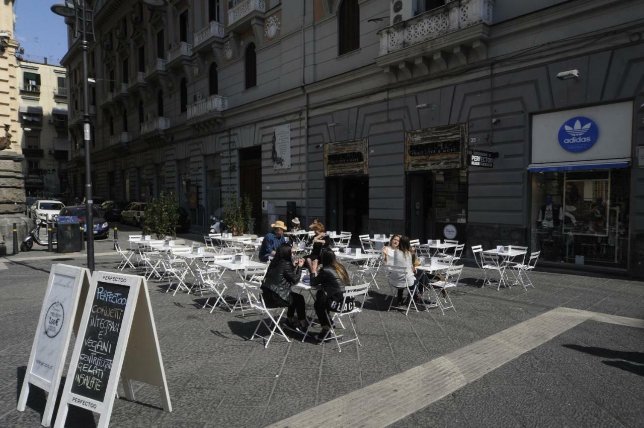 Jean Carlos House In The Old Town Naples Exterior photo